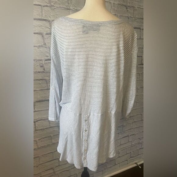 Adrienne Vittadini - Women’s Linen Lt. Blue & White Striped Tunic - Size: 1X - Picture 4 of 5